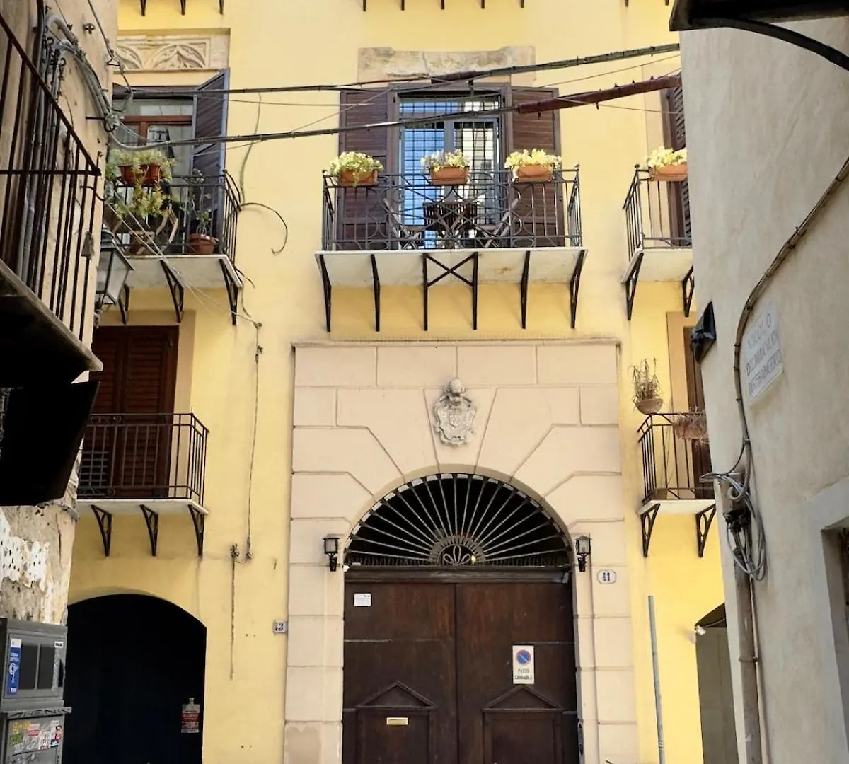 Apartment Ferienwohnung Casa Parlamento Palermo